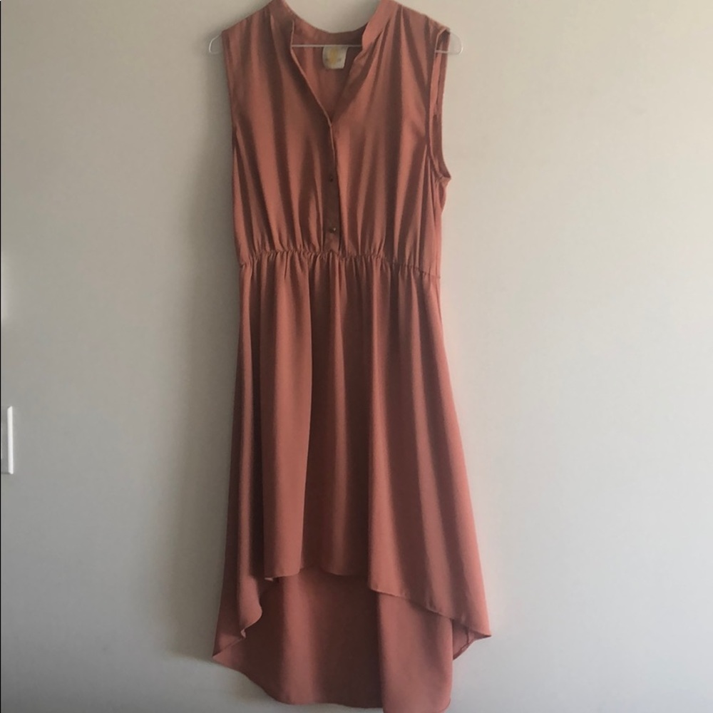 High-low dress with buttons
